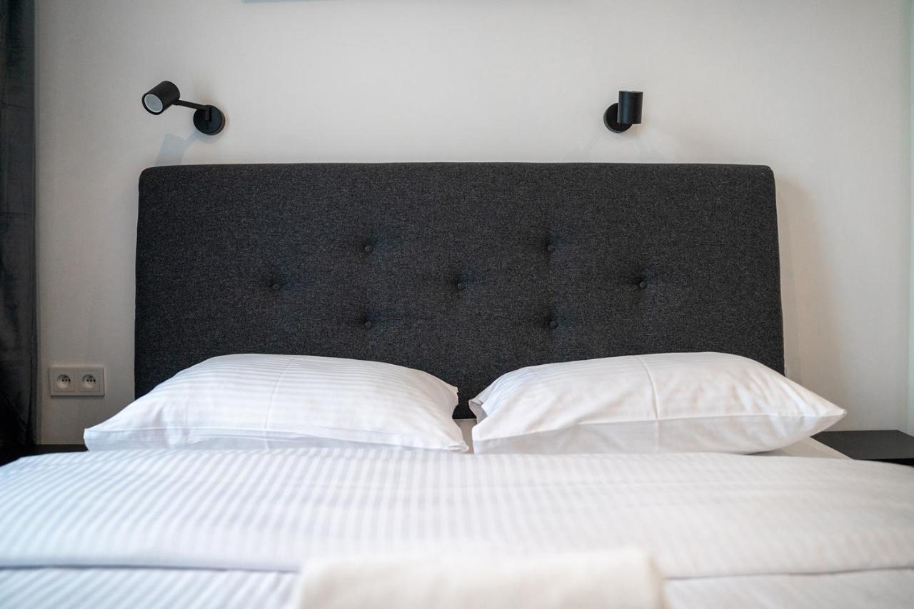 ורשה Dzielna Standard Apartment מראה חיצוני תמונה